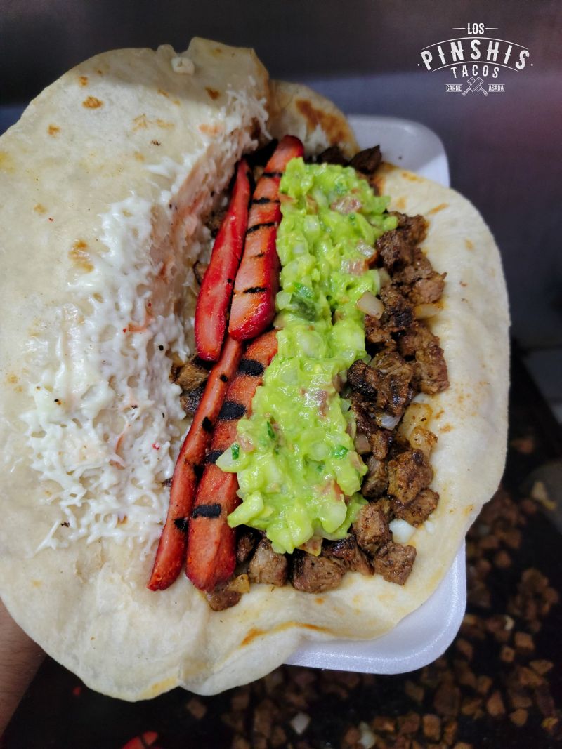 Los Pinshis Tacos