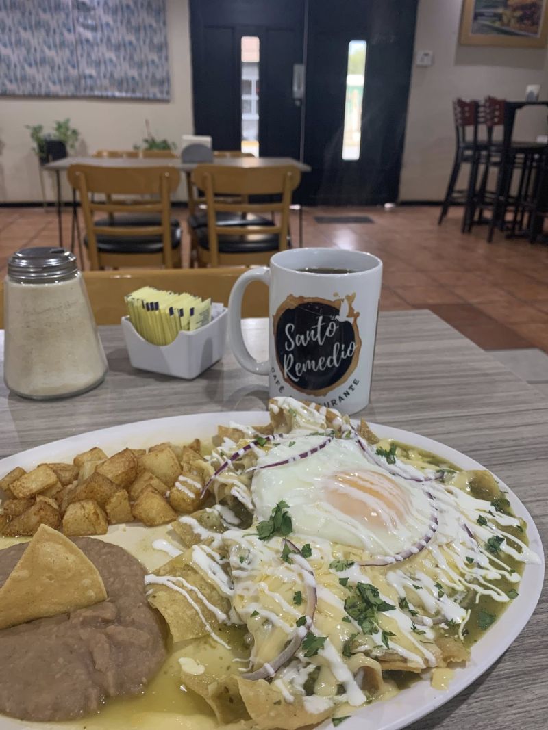 Santo Remedio Café