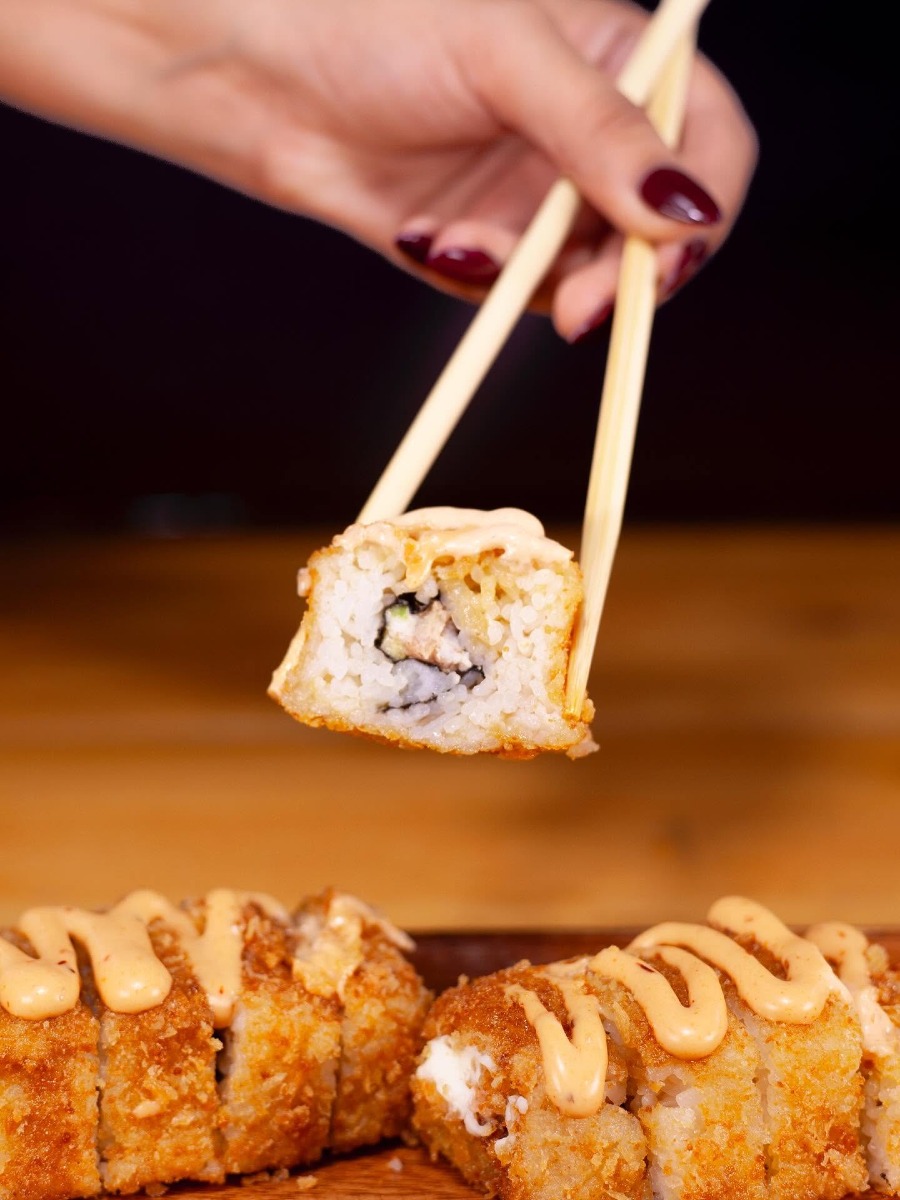 Gohan Bolas de Arroz y Sushi